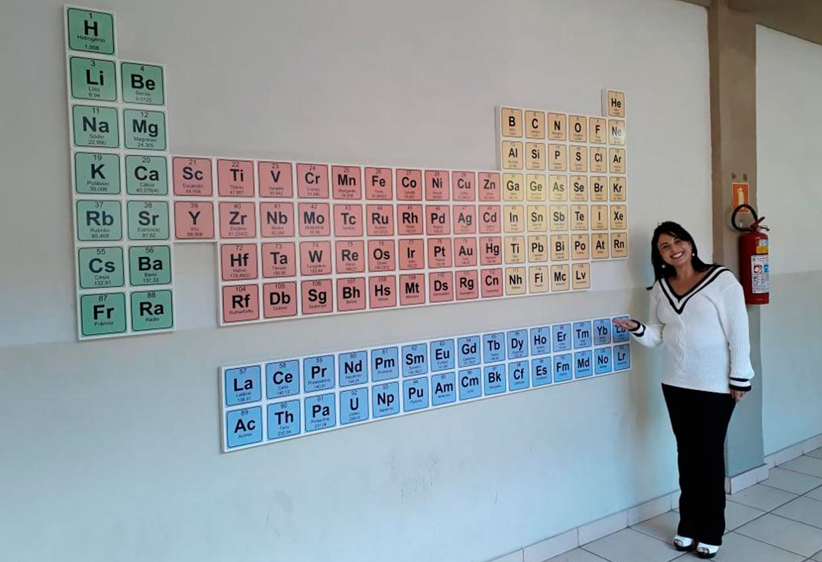 Na foto, a docente Fabrícia Nunes da UEMG Unidade João Monlevade