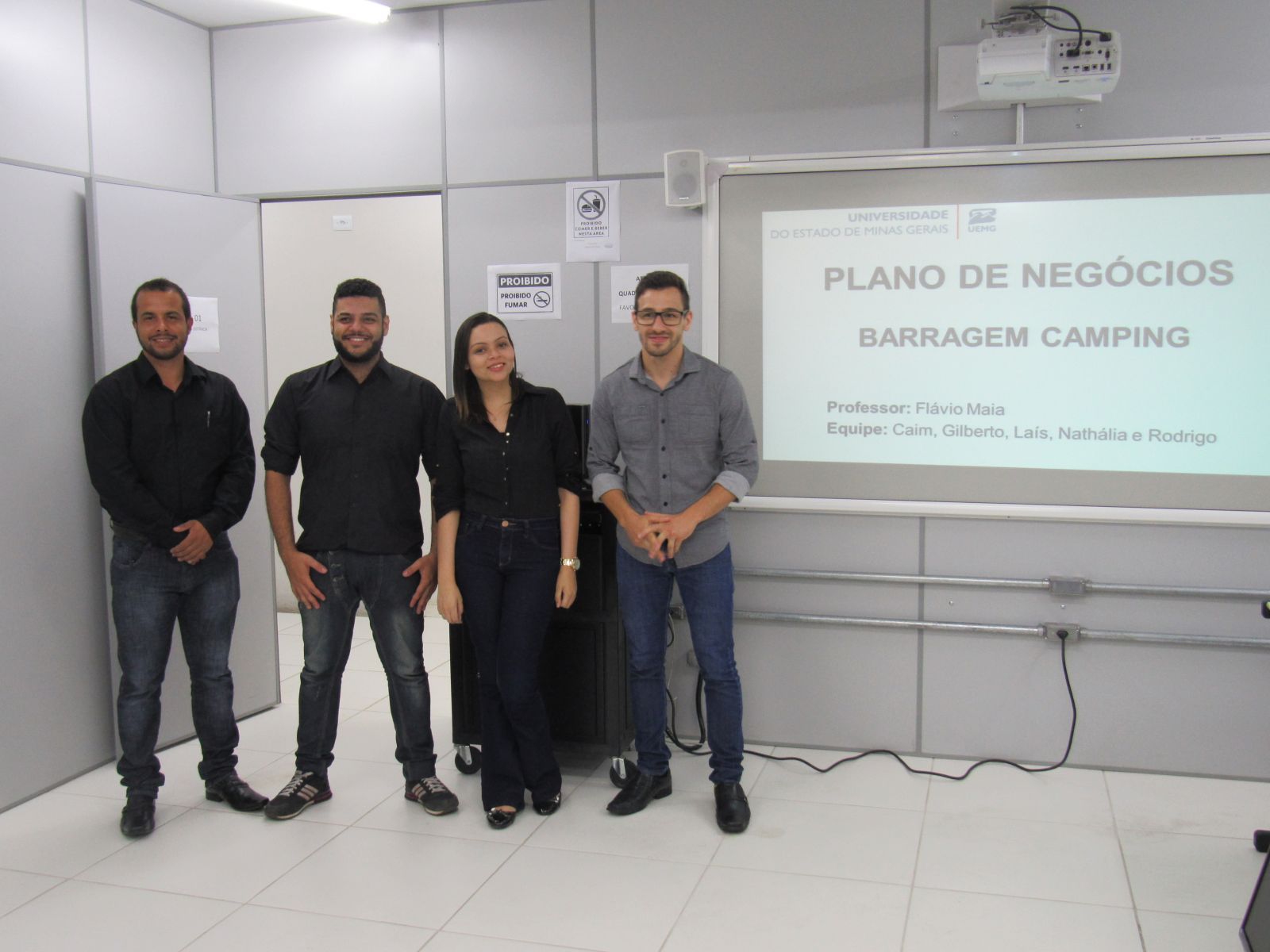 estudantes gerenciais