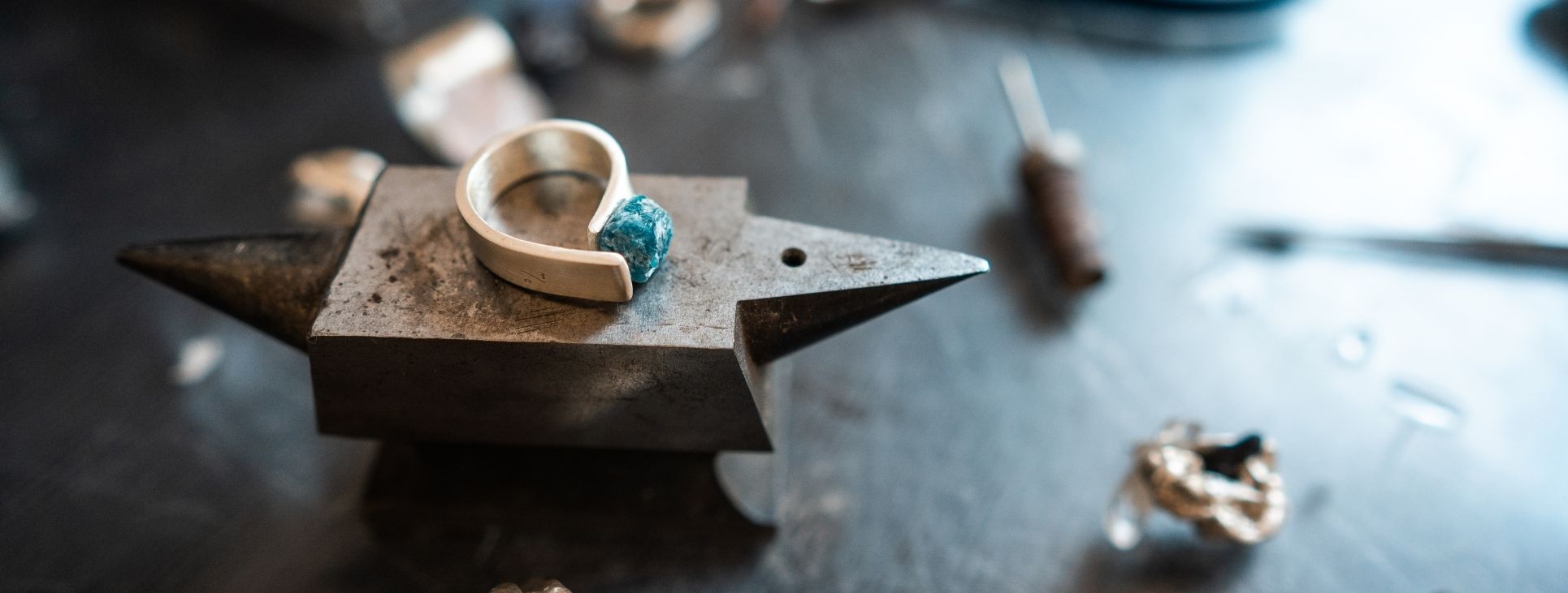 Laboratório de Joalheria Experimental (LabJoE)